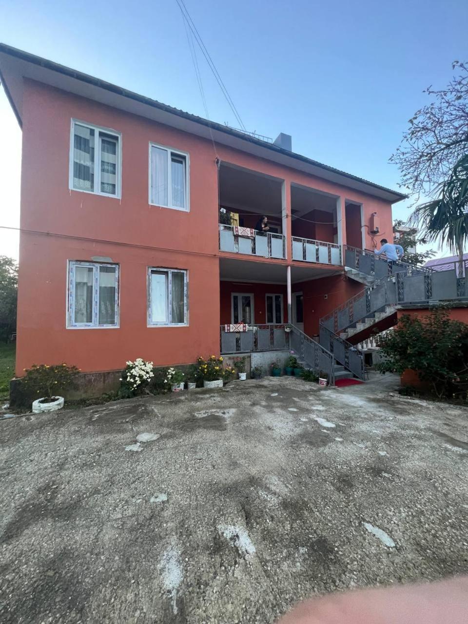 Los-Polos Hermanos Batumi Eksteriør billede